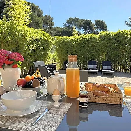 L'auguiere Est, Maisonnette Sans Vis-a-vis Et Au Calme Avec Vue Sur Les Vignes Szálloda Hyères